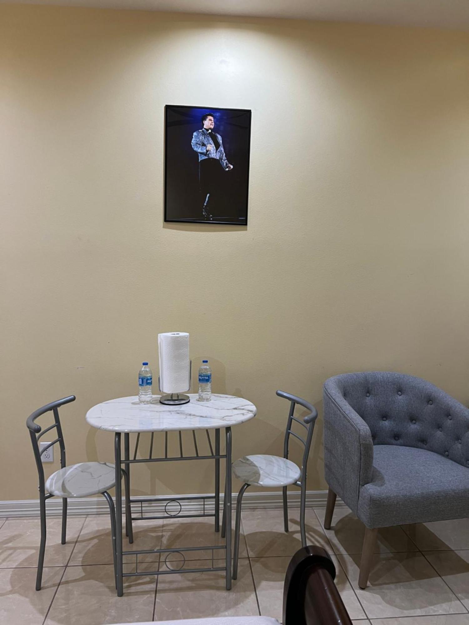 Homestay Con Entrada Independiente Edinburg